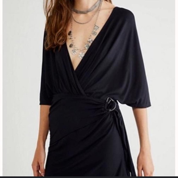 Free People Dresses & Skirts - Free People Black Chelsea plunging v-neck dress euc women’s medium